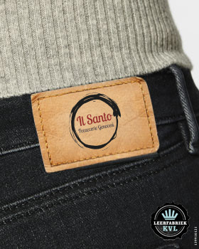 Jeans labels |  Etichette in cuoio